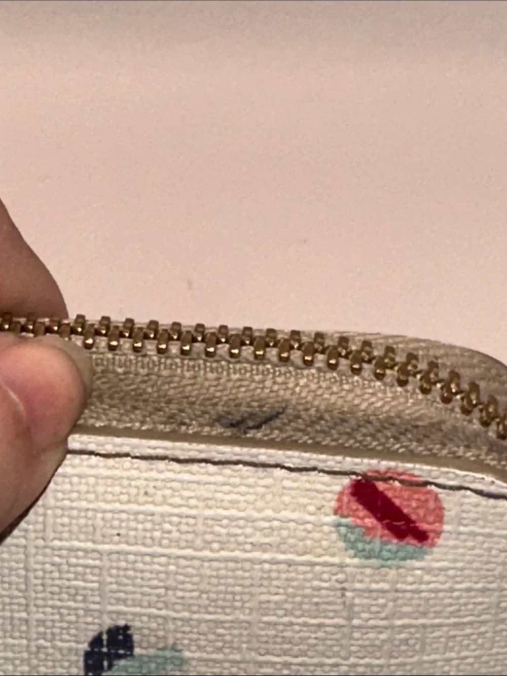 Fossil Cream Wallet with Multicolor Dot Pattern